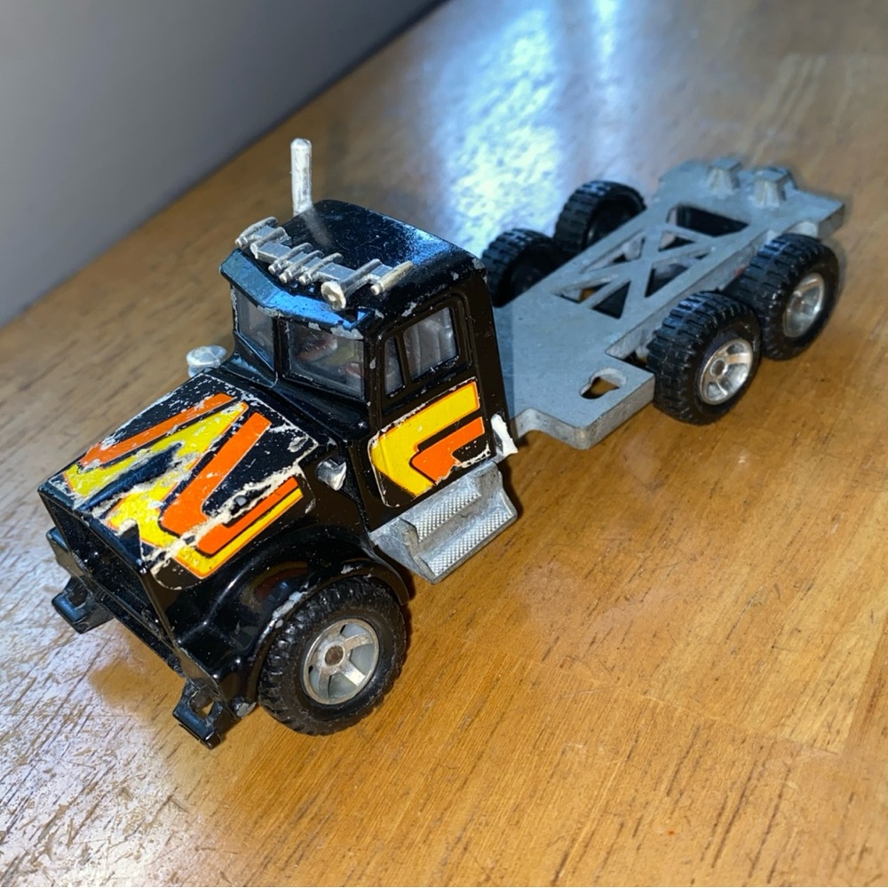 Vintage Majorette Kenworth 1/47 Semi Truck Multi Color